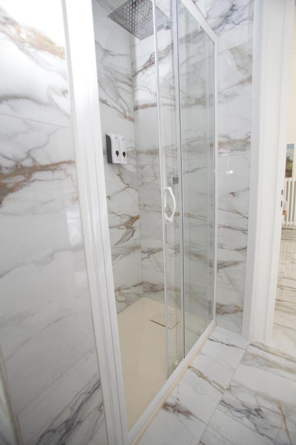 La Dimora Di Re Idomeneo Bed & Breakfast Lecce Bagian luar foto