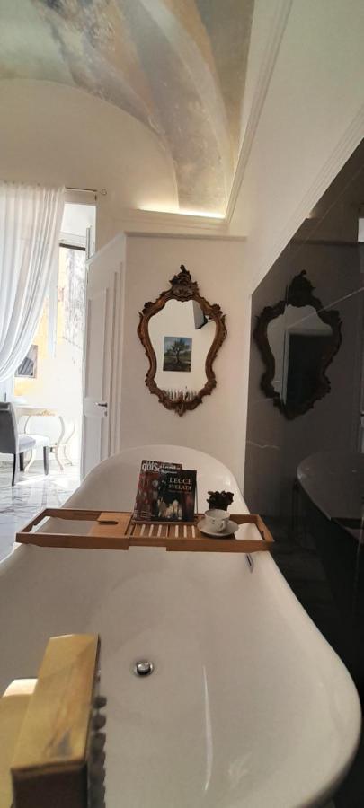 La Dimora Di Re Idomeneo Bed & Breakfast Lecce Bagian luar foto