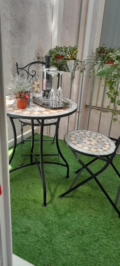 La Dimora Di Re Idomeneo Bed & Breakfast Lecce Bagian luar foto
