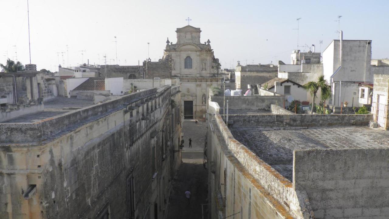 La Dimora Di Re Idomeneo Bed & Breakfast Lecce Bagian luar foto